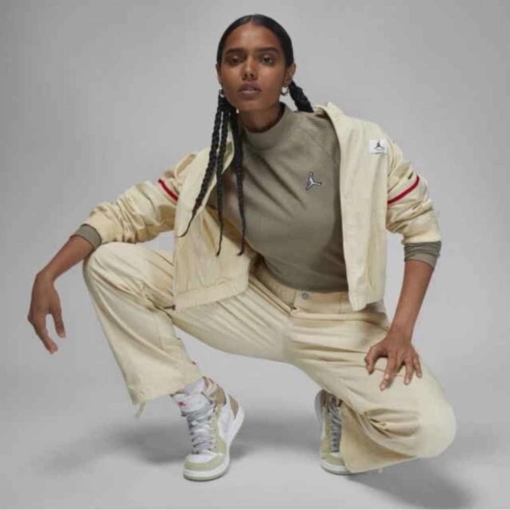 NWT Nike Jordan Flight Woven Womens Jacket Light Cream Red Sz S